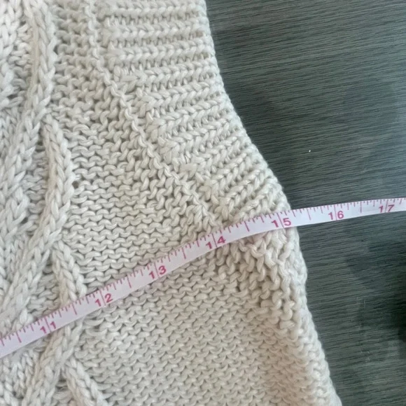 Z Supply Women's V-Neck Cable Knit Sweater Vest - Cream - Picture 5 of 6